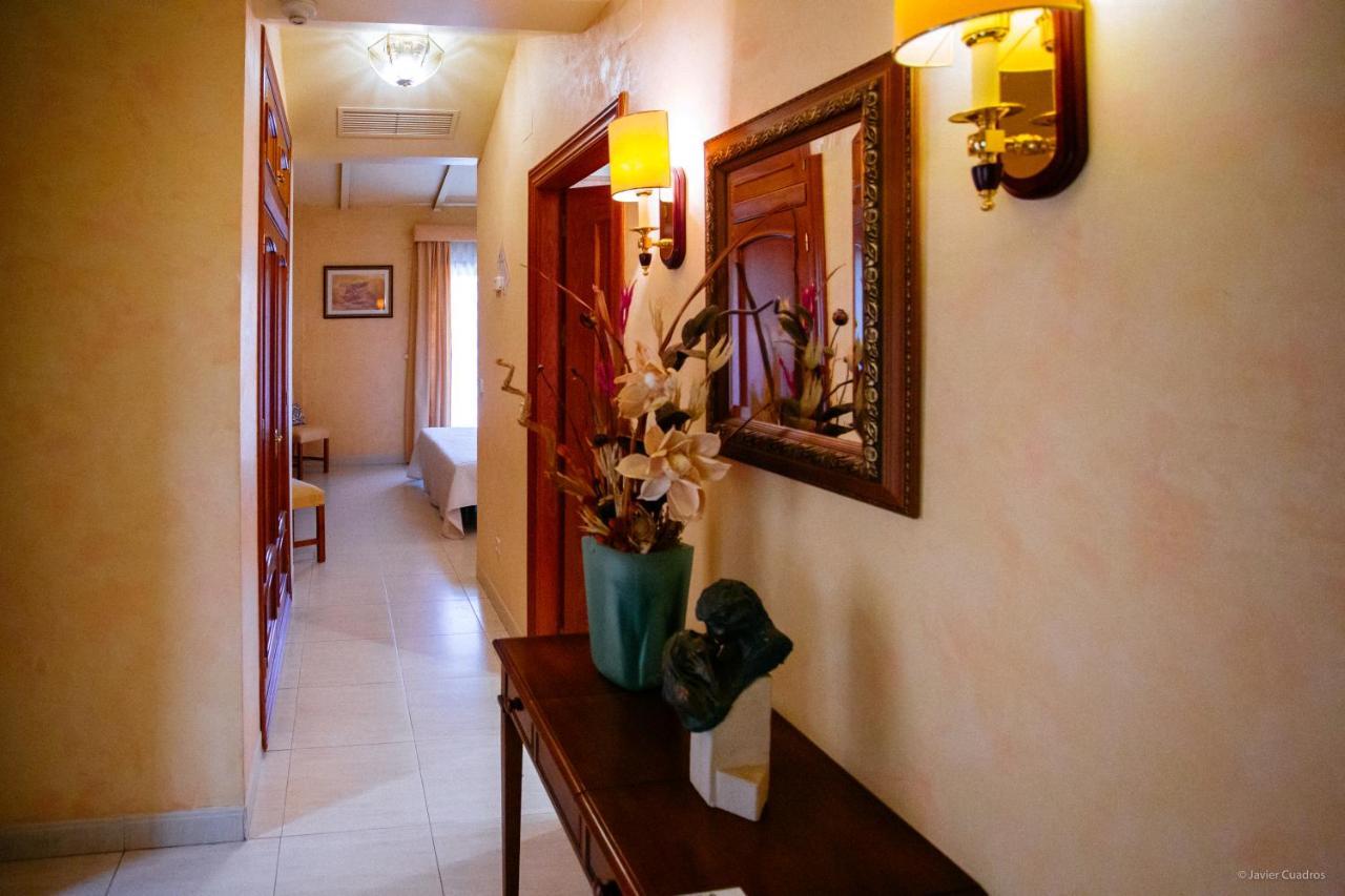 Hotel Avenida Beas de Segura Exteriör bild