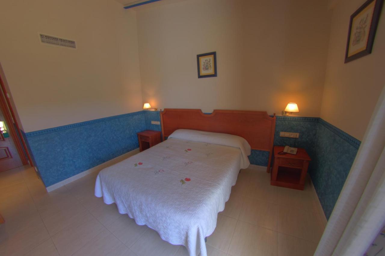 Hotel Avenida Beas de Segura Exteriör bild