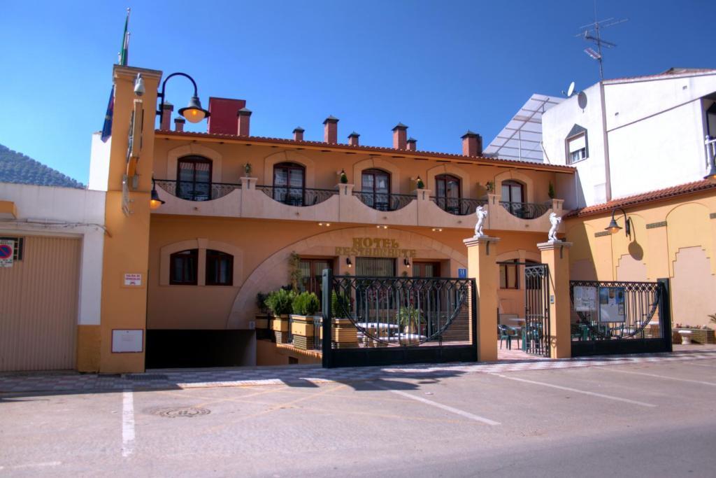 Hotel Avenida Beas de Segura Exteriör bild